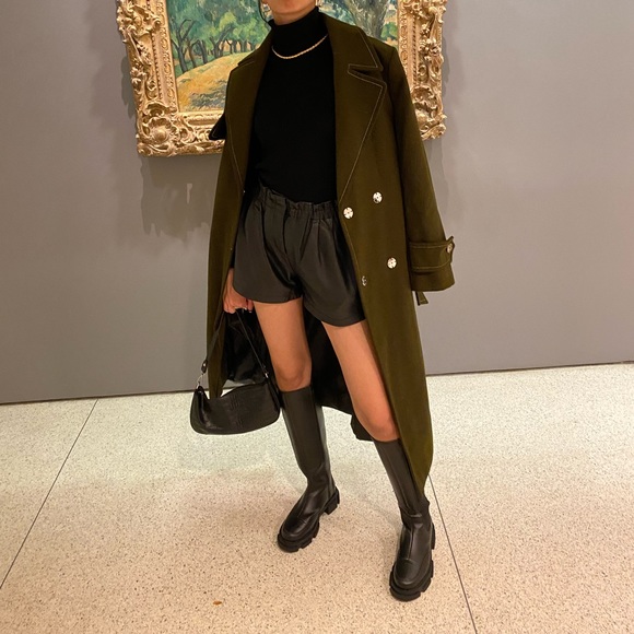 Meet your Posher, Eilona - Picture 3 of 5